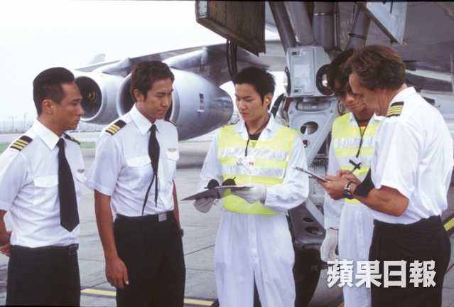 《冲上云霄》海报第25张图片 《冲上云霄》海报第25张图片