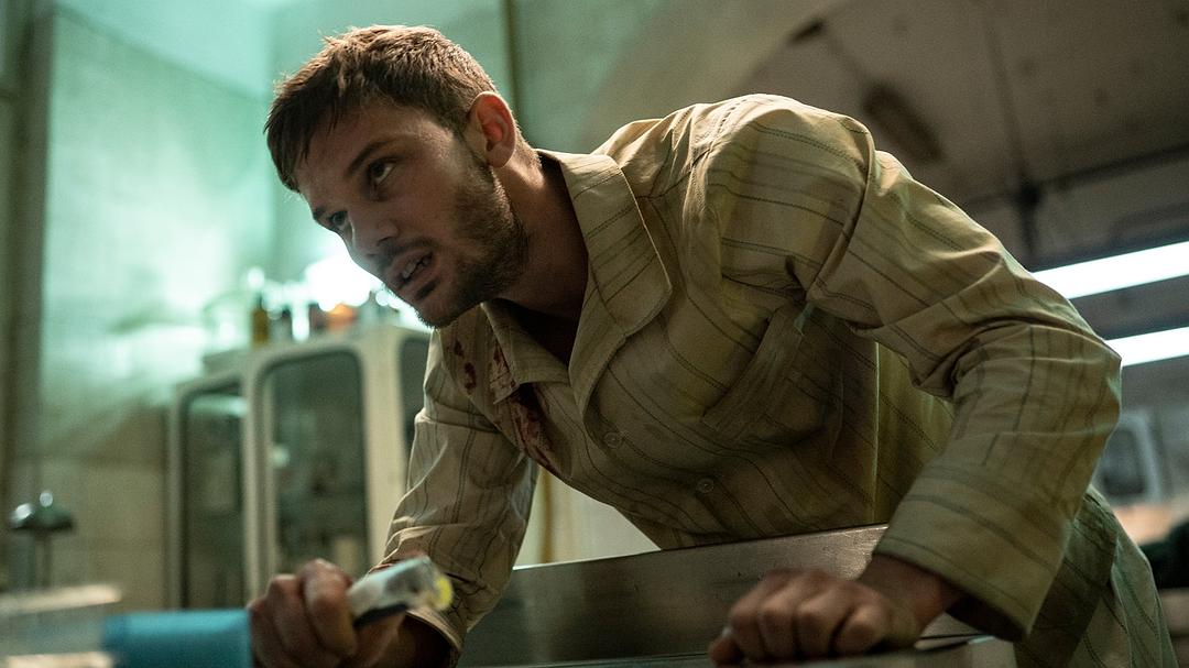 《绊脚石》海报第11张图片 《绊脚石》海报第11张图片