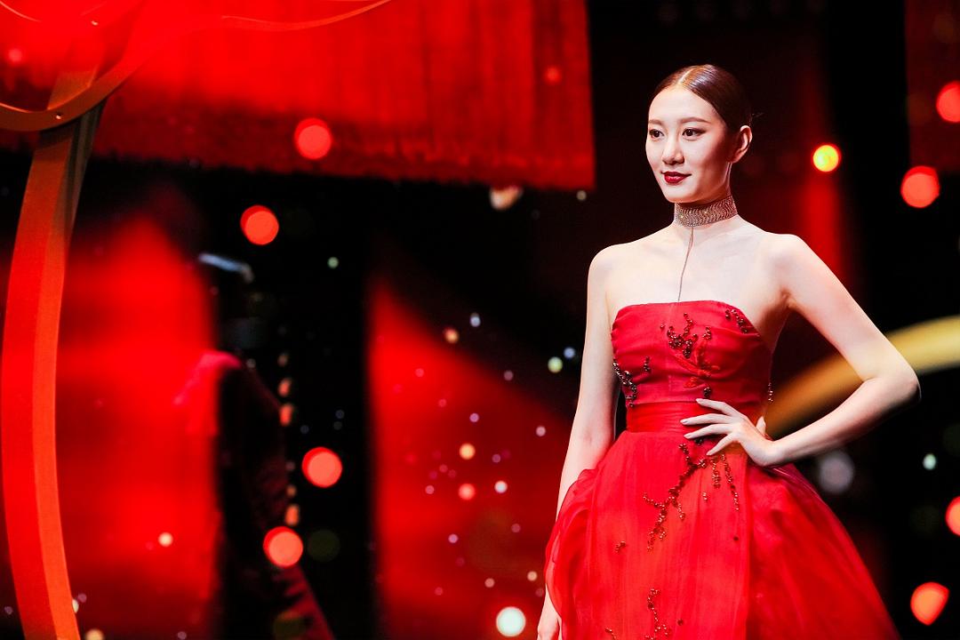 《时尚大师第二季》海报第46张图片 《时尚大师第二季》海报第46张图片