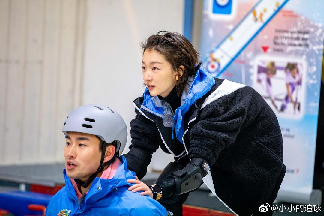 《小小的追球》剧照第51张图片 《小小的追球》剧照第51张图片