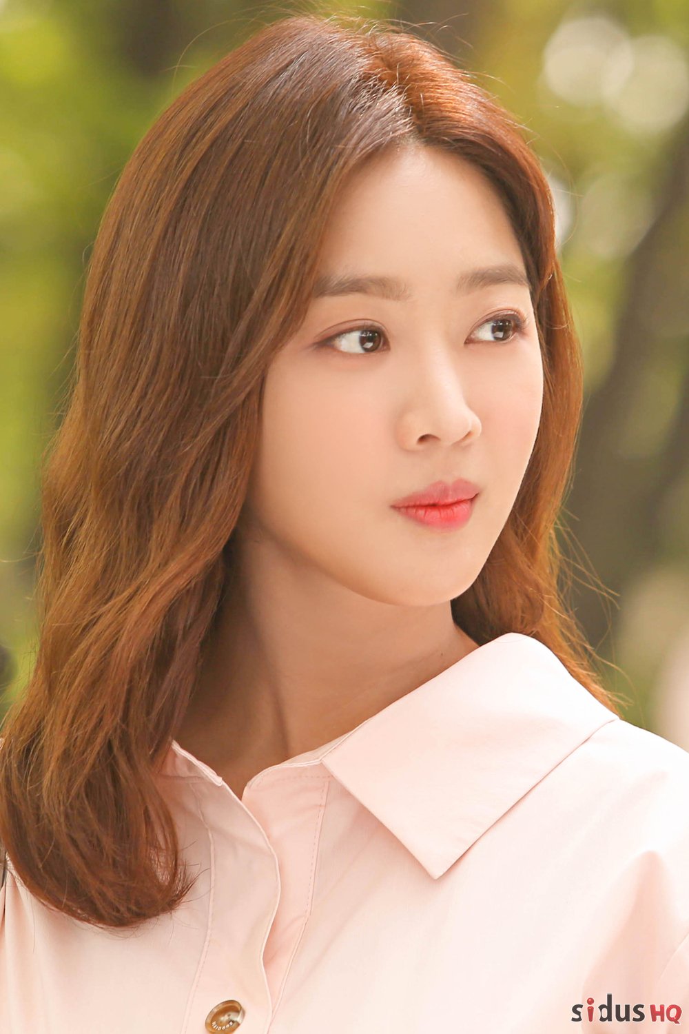 《森林》海报第53张图片 《森林》海报第53张图片