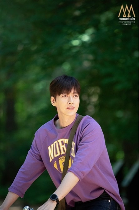 《森林》海报第47张图片 《森林》海报第47张图片