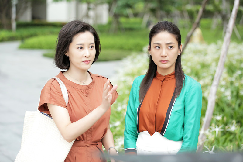 《幸福敲了两次门》海报第13张图片 《幸福敲了两次门》海报第13张图片