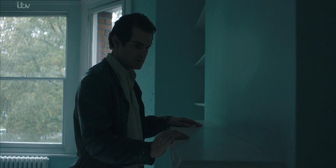 《白屋农场》剧照第10张图片 《白屋农场》剧照第10张图片