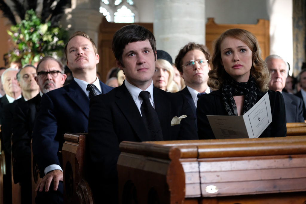 《信任》海报第53张图片 《信任》海报第53张图片