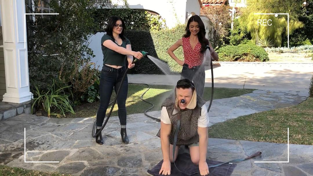 《摩登家庭第十一季》剧照第54张图片 《摩登家庭第十一季》剧照第54张图片