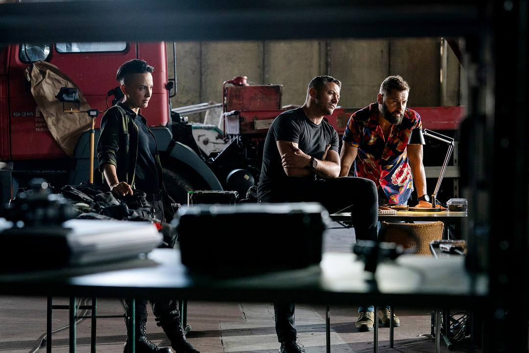 《反击第八季》海报第39张图片 《反击第八季》海报第39张图片