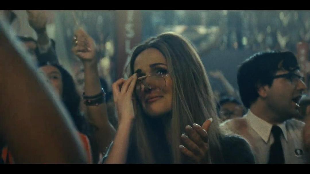 《美国夫人》剧照第45张图片 《美国夫人》剧照第45张图片