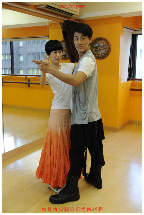 《花花世界花家姐》海报